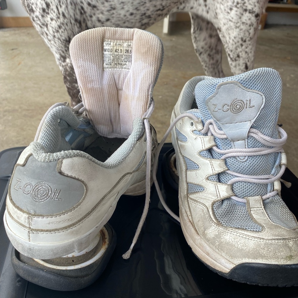 Z-Coil Gray Sneakers with Cushioned Sole